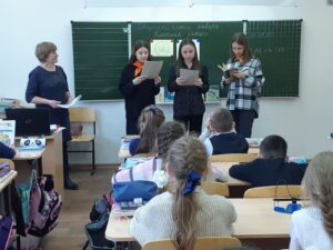 Чеховские волонтёры, или Дети читают детям»