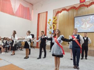 последний звонок для выпускников 9-х классов