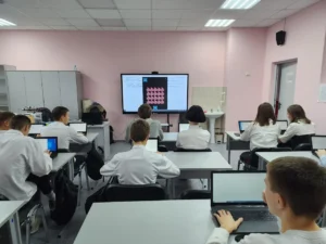 программированию 2d мини-игр на python