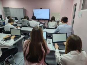 программированию 2d мини-игр на python