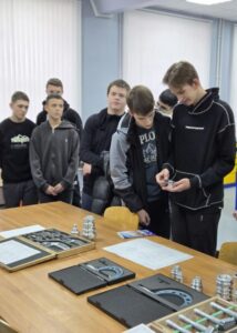 Профессионалитет: ты в хорошей компании: ПРОВЕРЬ