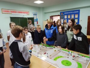 У правил дорожного движения каникул нет!