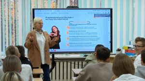 С ПРИЦЕЛОМ В БУДУЩЕЕ!